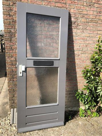 |Hardhouten voordeur| buitendeur| enkelglas| 201 x 83| beschikbaar voor biedingen
