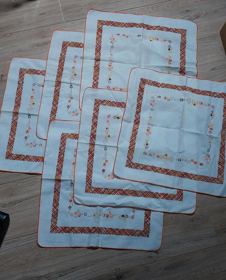 Vintage servetten 6 stuks, Verzamelen, Retro, Huis en Inrichting, Ophalen of Verzenden