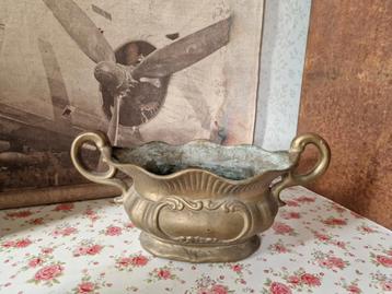 Antiek bronzen jardiniere  beschikbaar voor biedingen