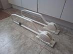 Opklapbaar toilet beugel, Ophalen