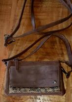 Tasje 20x13 cm., Ophalen of Verzenden, Zo goed als nieuw, Bruin, Schoudertasje
