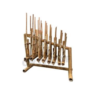 Angklung - traditioneel Indonesisch muziekinstrument beschikbaar voor biedingen