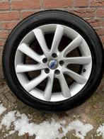 4 x Volvo 10-spaaks 17 inch LM met zomerbanden 225/50ZR/17, Auto-onderdelen, Banden en Velgen, Ophalen, Gebruikt, Banden en Velgen