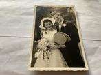 Utrecht Oude foto van een bruidspaar, Gebruikt, Foto, Ophalen of Verzenden, 1940 tot 1960