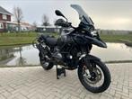 BMW R 1250 GS ADVENTURE TRIPLE BLACK 2024 AKRAPOVIC 5752 KM, 2 cilinders, Bedrijf, Meer dan 35 kW, Toermotor