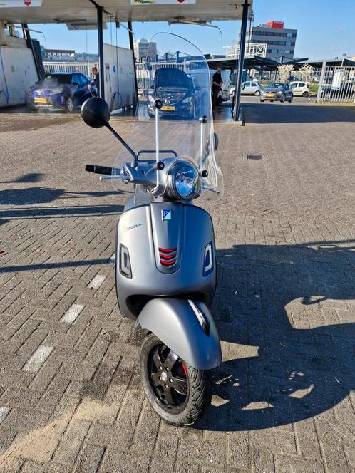 VESPA 300 GTS, Motoren, Motoren | Piaggio, Particulier, Toermotor, Minimaal motorrijbewijs A1, Ophalen