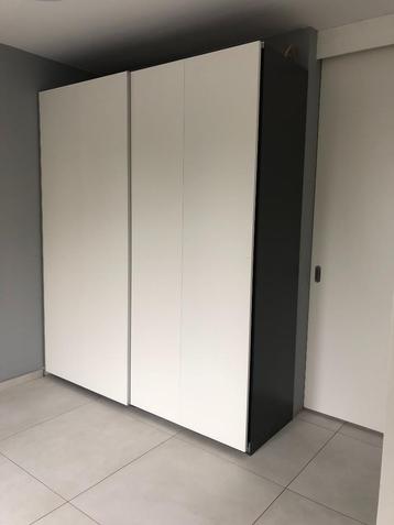IKEA PAX 200*236cm wit / d. grijs DEZE WEEK OPHALEN  beschikbaar voor biedingen