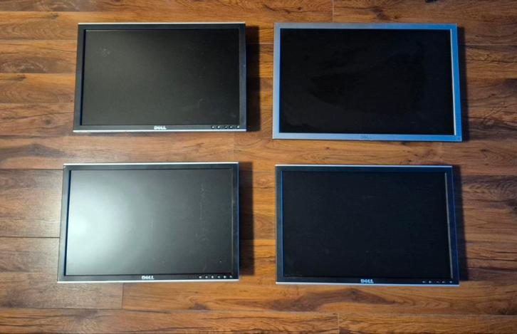 Kleine partij Dell monitoren 4 stuks., Computers en Software, Monitoren, Gebruikt, 60 Hz of minder, VGA, IPS, Full HD, Ophalen of Verzenden
