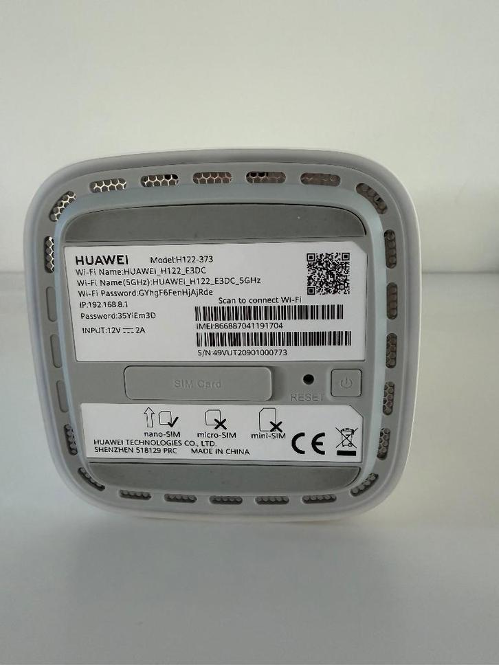 Huawei H122-373 5G CPE Pro 2 5G LTE WiFi router, Computers en Software, Routers en Modems, Zo goed als nieuw, Router met modem
