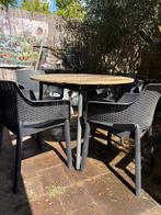 Tafel is verkocht , alleen nog 4 stapelstoelen, Tuin en Terras, Ophalen, Gebruikt, Kunststof