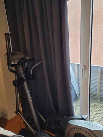 Proteus Crosstrainer  beschikbaar voor biedingen