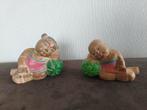 Twee hout gesneden Aziatische beeldjes (pastel kleuren), Verzamelen, Ophalen of Verzenden, Zo goed als nieuw, Mens