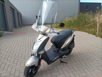 Kymco agility 50 bj 2014 brom  met windscherm ziet foto  beschikbaar voor biedingen