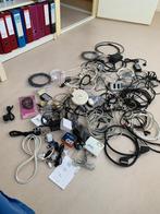 Kabels en snoeren voor computer, tv. telefoon enz., Audio, Tv en Foto, Audiokabels en Televisiekabels, Ophalen, Zo goed als nieuw