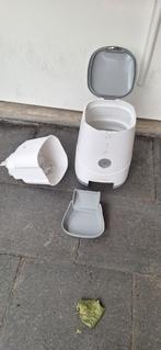 Nedis pet feeder / voermachine, Dieren en Toebehoren, Ophalen, Zo goed als nieuw