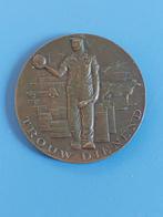 Penning trouwe dienst zuivelindustrie 1982, Ophalen of Verzenden, Brons
