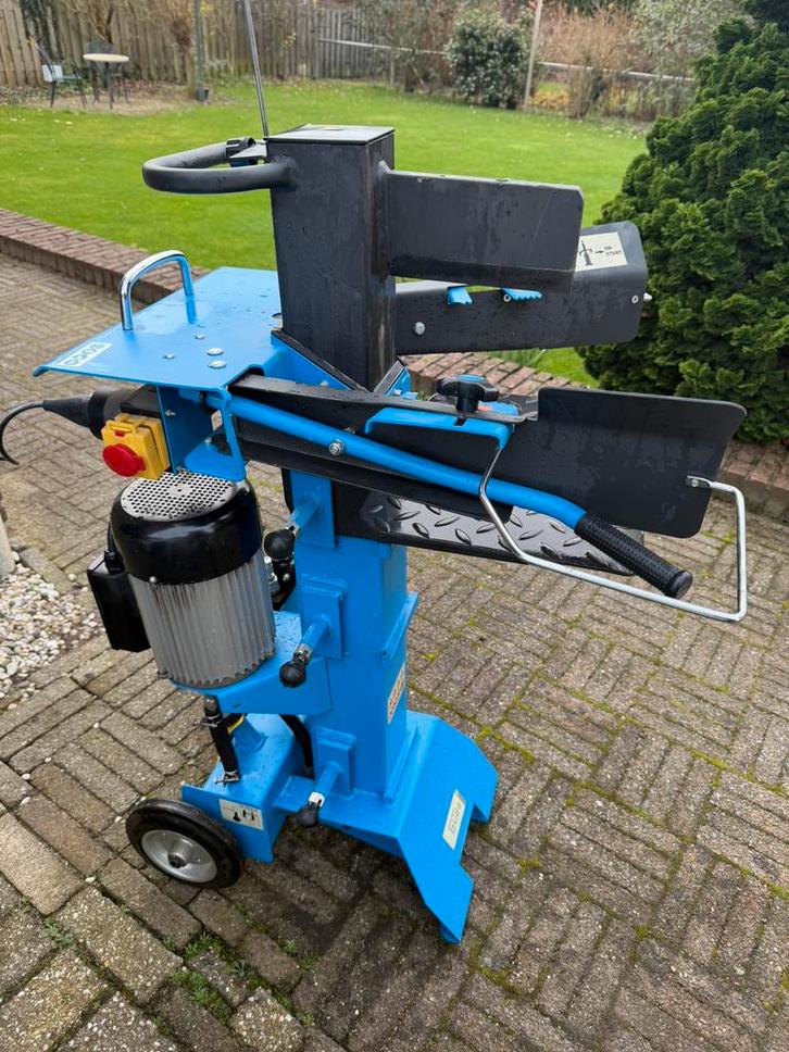 Houtklover machine staand, Tuin en Terras, Kloofmachines, Zo goed als nieuw, Staand, Ophalen