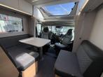 Adria Matrix Plus 670 SL - Familiecamper|Hefbed|lengtebedden, Caravans en Kamperen, Campers, Automaat, Standaard zit, Luifel, Bedrijf