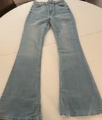 Bershka Flared Jeans Maat 38 - Nieuw!, Ophalen of Verzenden, Nieuw, Blauw, W30 - W32 (confectie 38/40)
