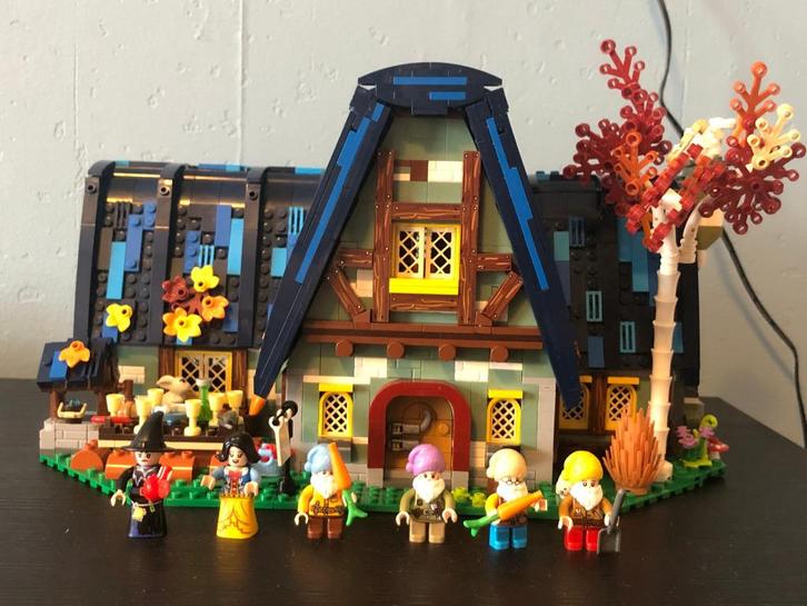 Bluebrixx Fairytale House, Kinderen en Baby's, Speelgoed | Bouwstenen, Zo goed als nieuw, Overige merken, Ophalen of Verzenden