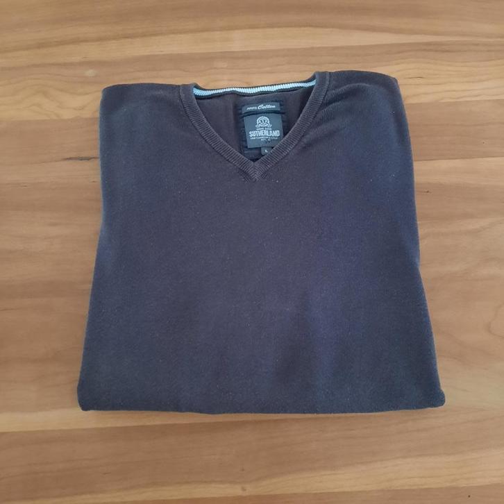 Bruine katoenen trui van Sutherland met v-hals maat L, Kleding | Heren, Truien en Vesten, Gedragen, Maat 52/54 (L), Bruin, Ophalen of Verzenden