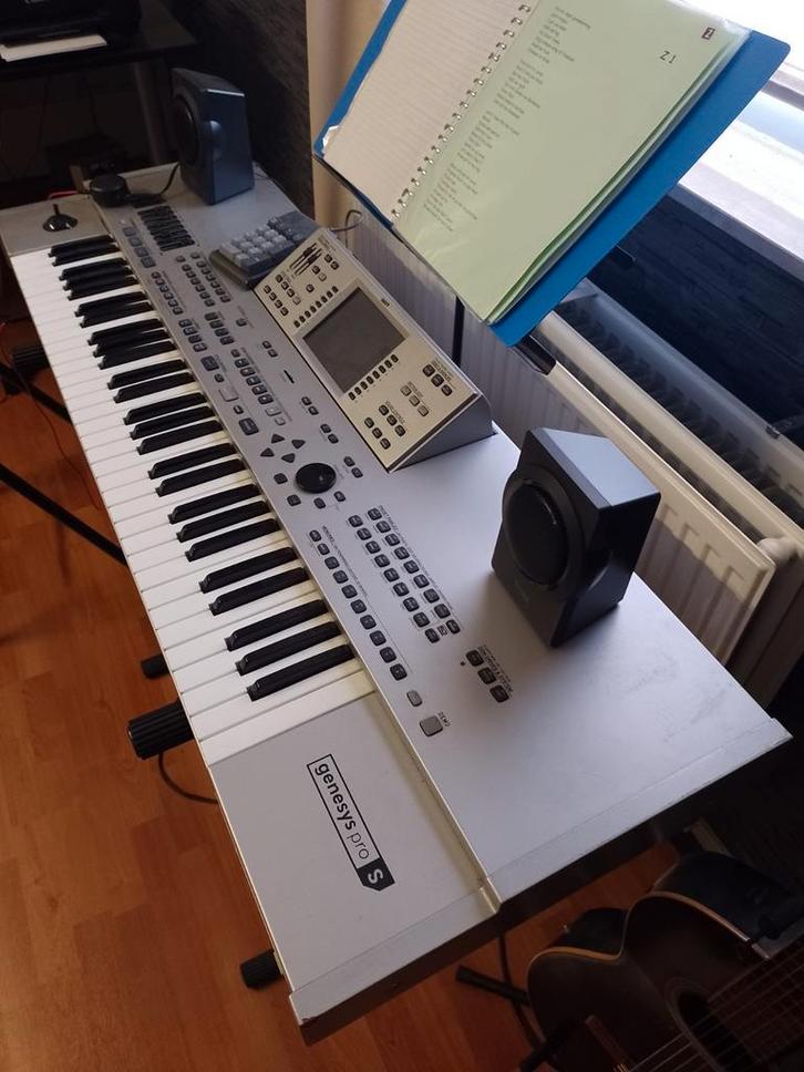 GEM Genesis pro S workstation, Muziek en Instrumenten, Keyboards, Gebruikt, 61 toetsen, Gem, Aanslaggevoelig, Midi-aansluiting
