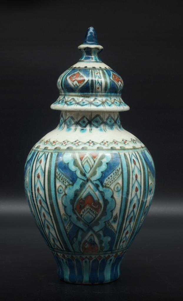 Porceleyne Fles Nieuw Persisch dekselvaas, Antiek en Kunst, Antiek | Vazen, Ophalen of Verzenden