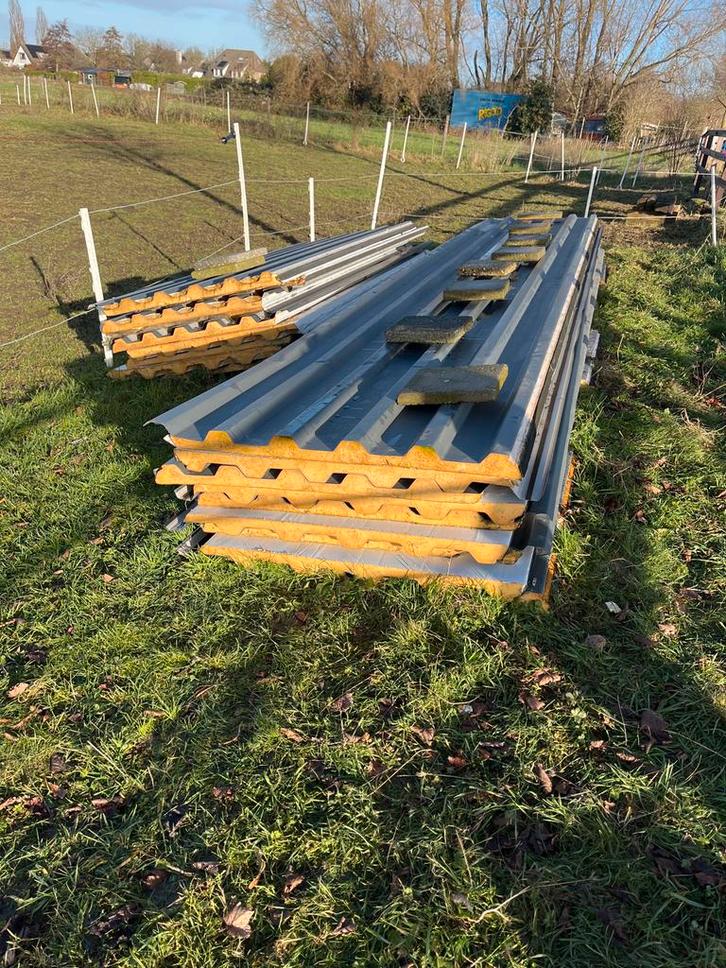 Dakplaat of Dakpanplaat - Grijs, Doe-het-zelf en Verbouw, Dakpannen en Dakbedekking, Gebruikt, Dakplaat of Dakpanplaat, Metaal