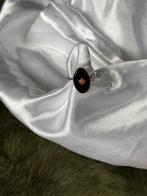 Vintage ring, Sieraden, Tassen en Uiterlijk, Ringen, Gebruikt, Zwart, Ophalen of Verzenden, 17 tot 18