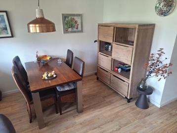 Wandmeubel beschikbaar voor biedingen