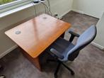 Bureau + bureaustoel, Ophalen, Gebruikt
