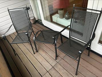 Set van 4 metalen tuinstoelen + voetenbank (incl. kussens) beschikbaar voor biedingen