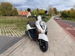 Scooter SYM Mio 50 - 25km/h, Fietsen en Brommers, Scooters | SYM, Zo goed als nieuw, Benzine, 50 cc, Maximaal 25 km/u