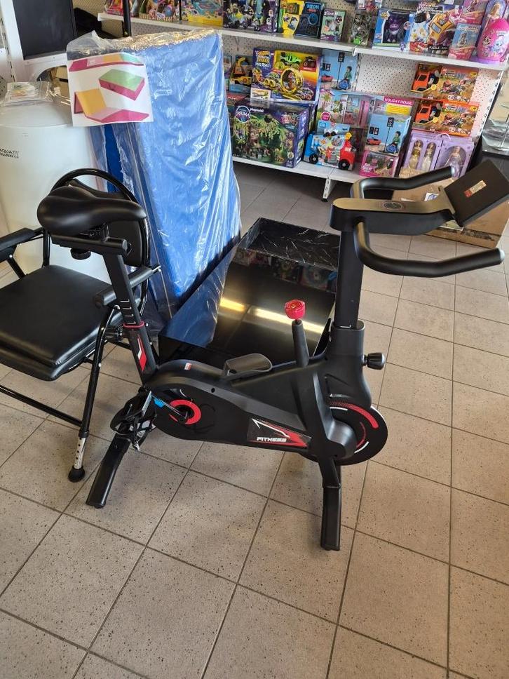 hometrainer fiets, Sport en Fitness, Fitnessapparatuur, Nieuw, Hometrainer, Benen, Rug, Overige materialen, Ophalen