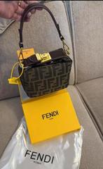 Fendi tas, Ophalen of Verzenden, Zo goed als nieuw, Zwart, Schoudertasje