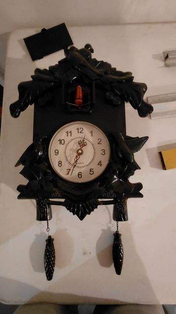 Plastic Koekoeksklok - Wandklok beschikbaar voor biedingen