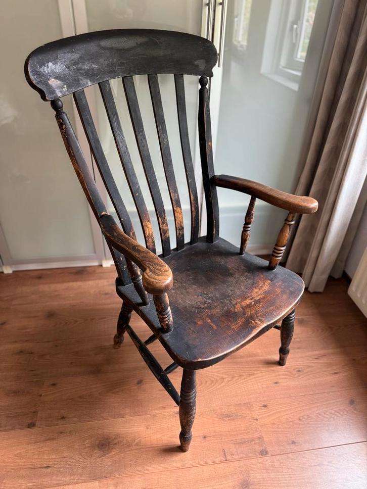Ouderwetse Houten Stoel met Bijzonder Ontwerp, Antiek en Kunst, Antiek | Meubels | Stoelen en Banken, Ophalen