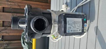 Whirlpool waterpomp Model EA390 beschikbaar voor biedingen