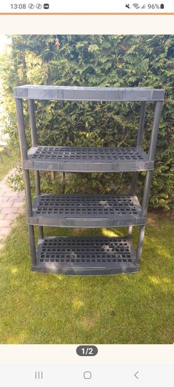 Kast beschikbaar voor biedingen