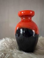 WG vaas Fat Lava stijl, Ophalen