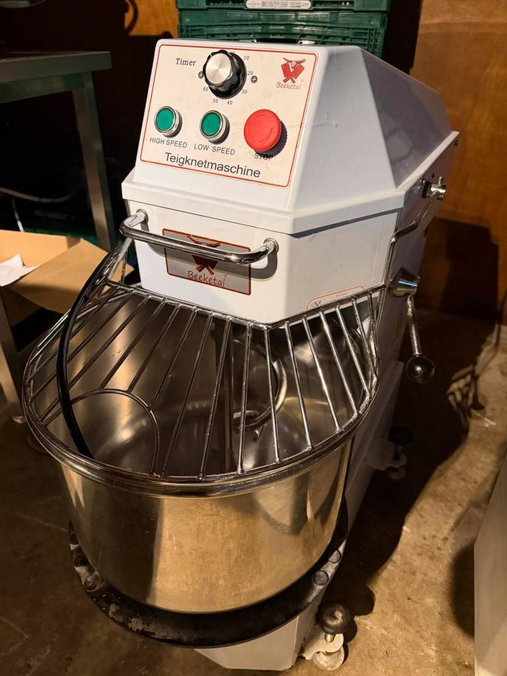 Beeketal BTK30 Deegmachine - Spiraalkneder, Witgoed en Apparatuur, Keukenmixers, Gebruikt, Ophalen of Verzenden