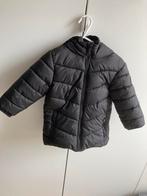 2 winterjassen blauw en zwart van Minoti maat 86/92, Ophalen of Verzenden, Zo goed als nieuw, Jongen, Broek