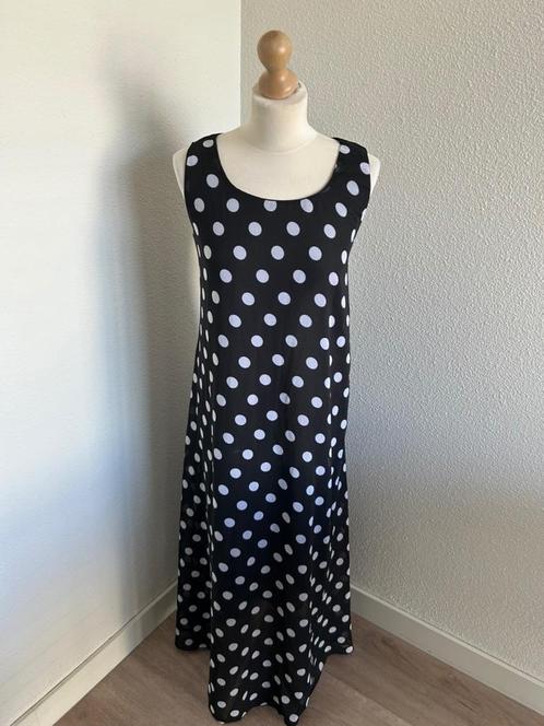 Luomeidisha maat L zwart witte maxi polkadot jurk 2236, Kleding | Dames, Jurken, Zo goed als nieuw, Maat 42/44 (L), Zwart, Onder de knie