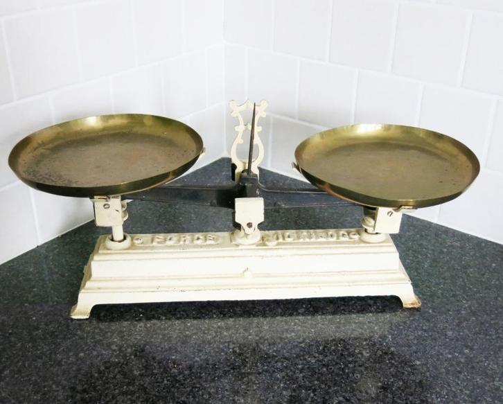 Oude balans weegschaal, Antiek en Kunst, Curiosa en Brocante, Ophalen of Verzenden