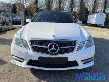 MERCEDES E KLASSE W212 AMG Grille 2009-2013 beschikbaar voor biedingen