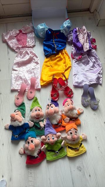 Prinsessen Verkleedkleren Set + 7 Dwergen (2 - 4 jaren oud) beschikbaar voor biedingen