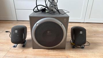 Logitech Z-2200 speakerset + subwoofer beschikbaar voor biedingen