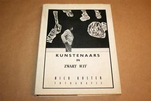 Kunstenaars in zwart wit, Boeken, Kunst en Cultuur | Beeldend, Gelezen, Schilder- en Tekenkunst, Ophalen of Verzenden