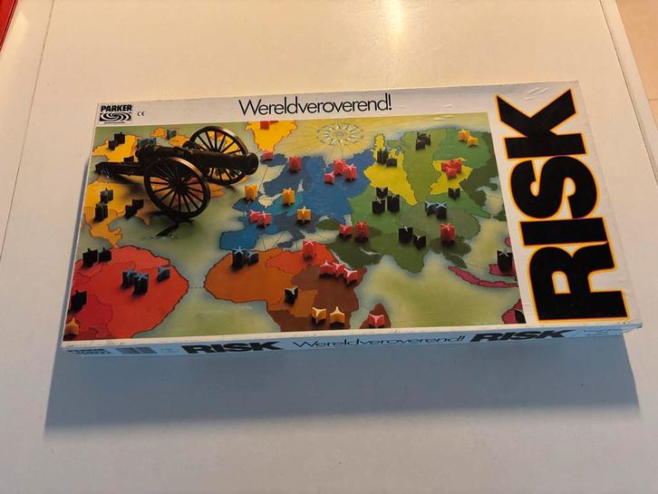 Parker witte doos: vintage Risk Bordspel - Wereldveroverend!, Hobby en Vrije tijd, Gezelschapsspellen | Bordspellen, Gebruikt