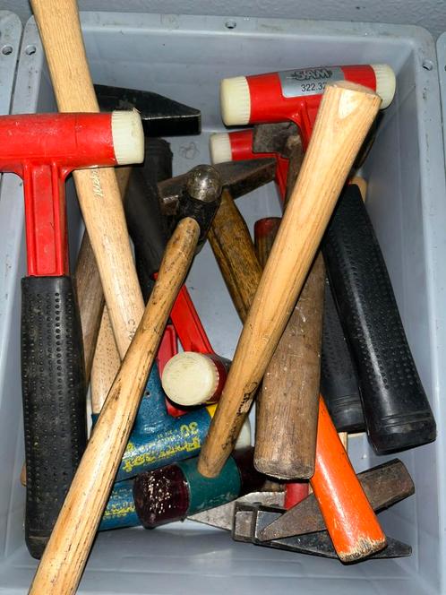 Diverse handgereedschappen – per stuk of per bak te koop, Doe-het-zelf en Verbouw, Gereedschap | Handgereedschap, Zo goed als nieuw